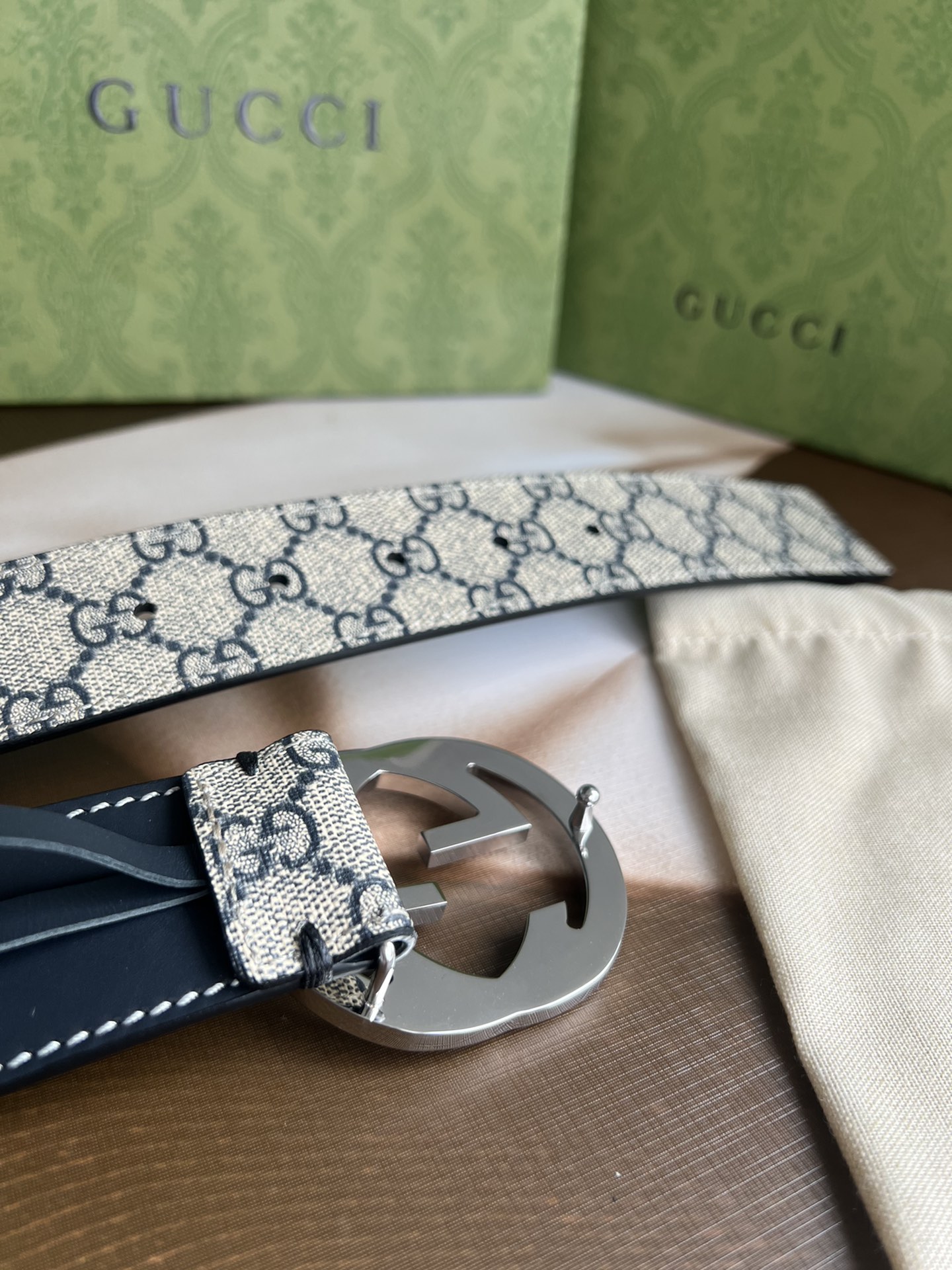 Gucci belt