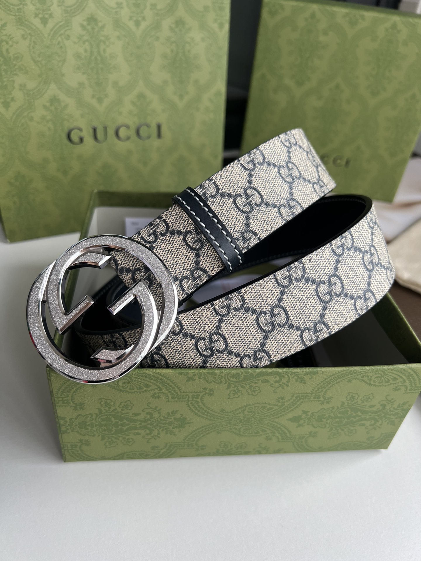 Gucci belt