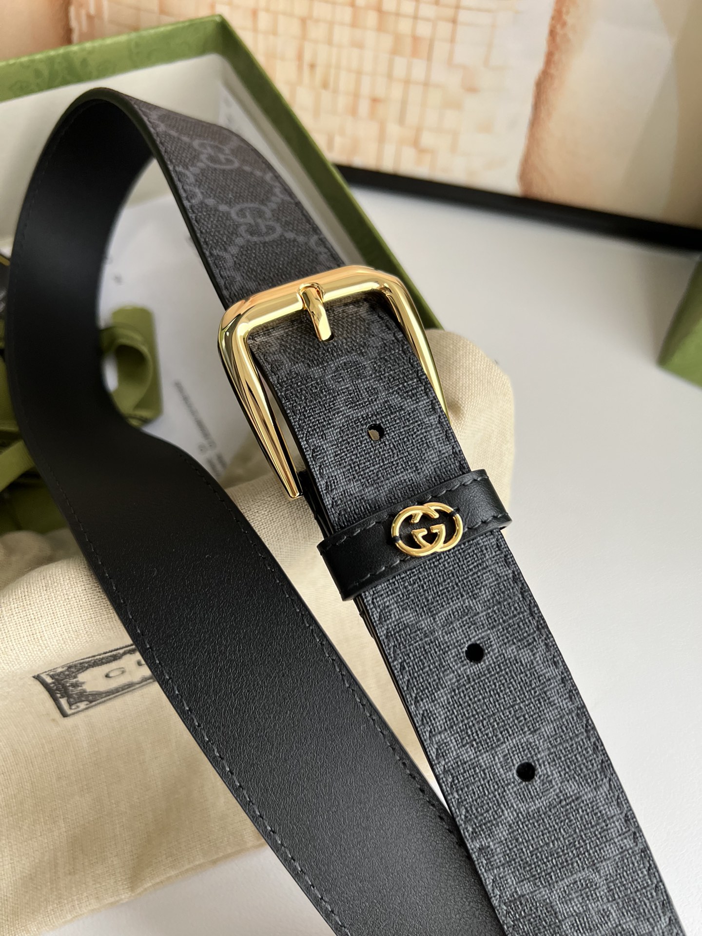 Gucci belt