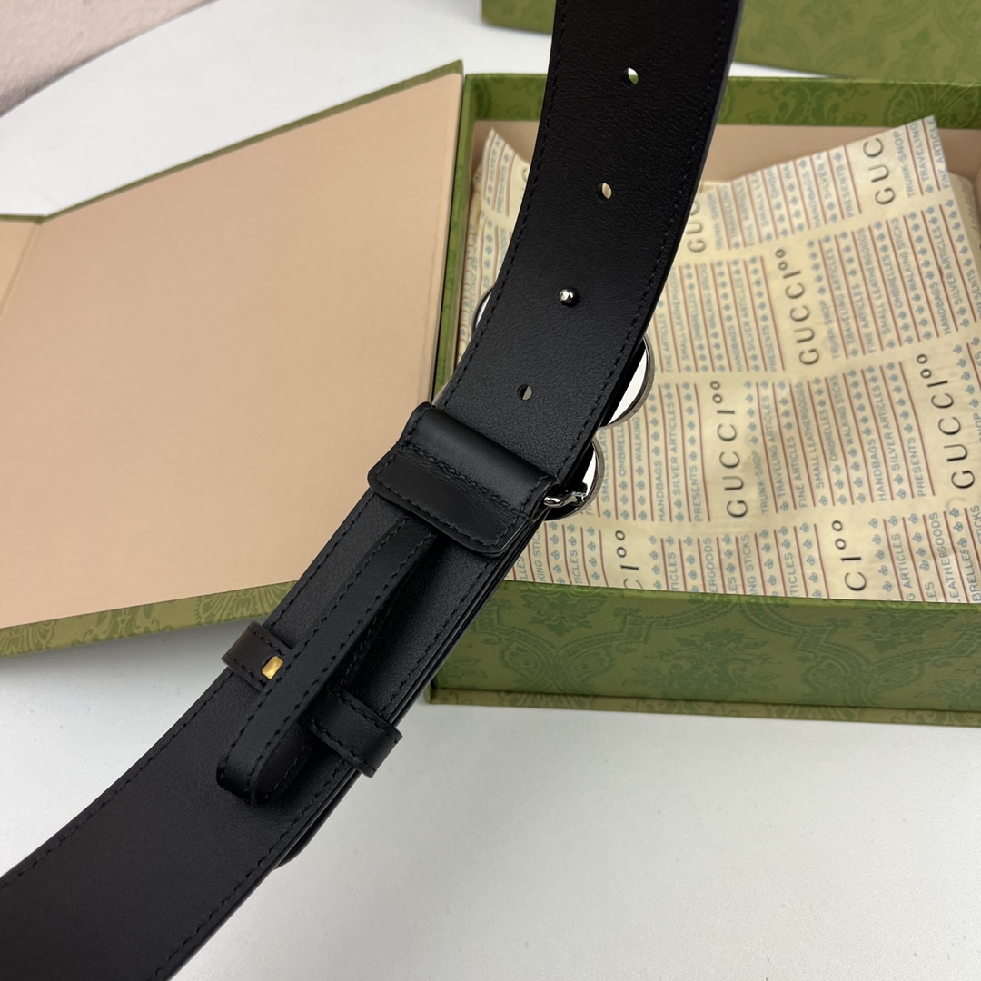 Gucci belt