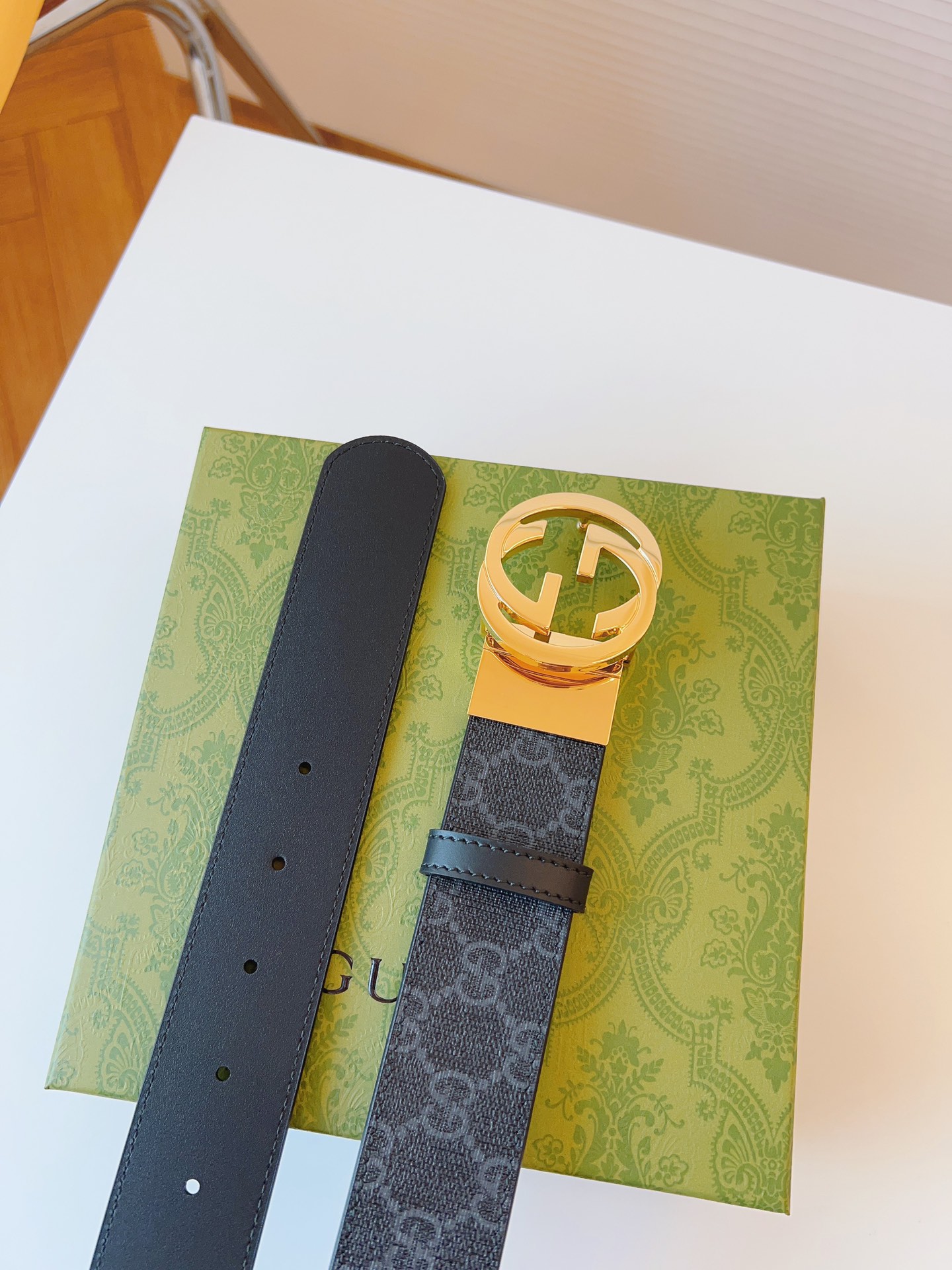 Gucci belt
