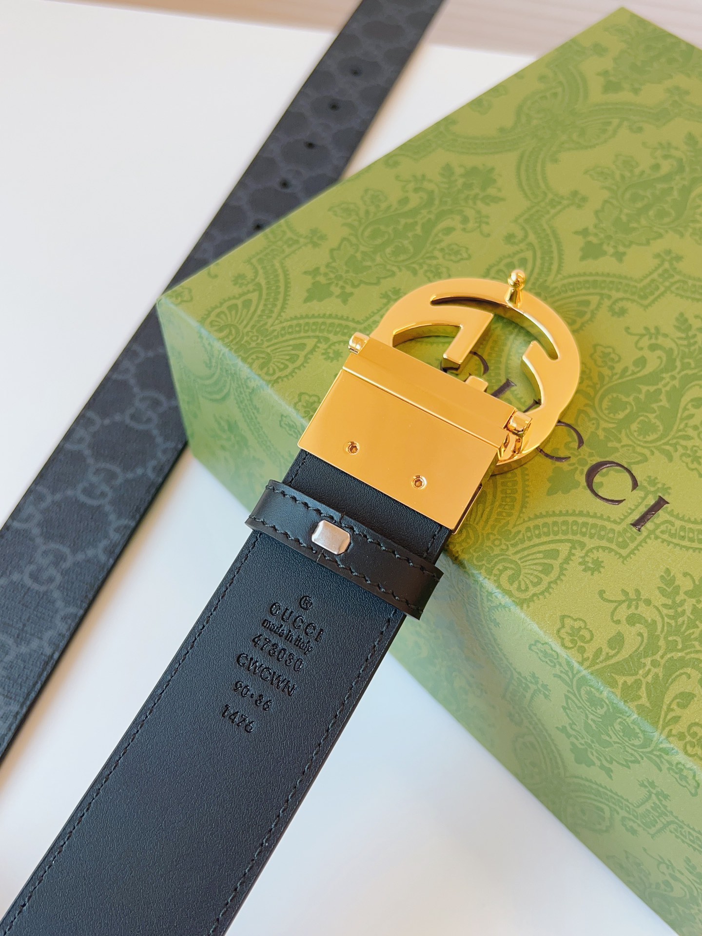 Gucci belt