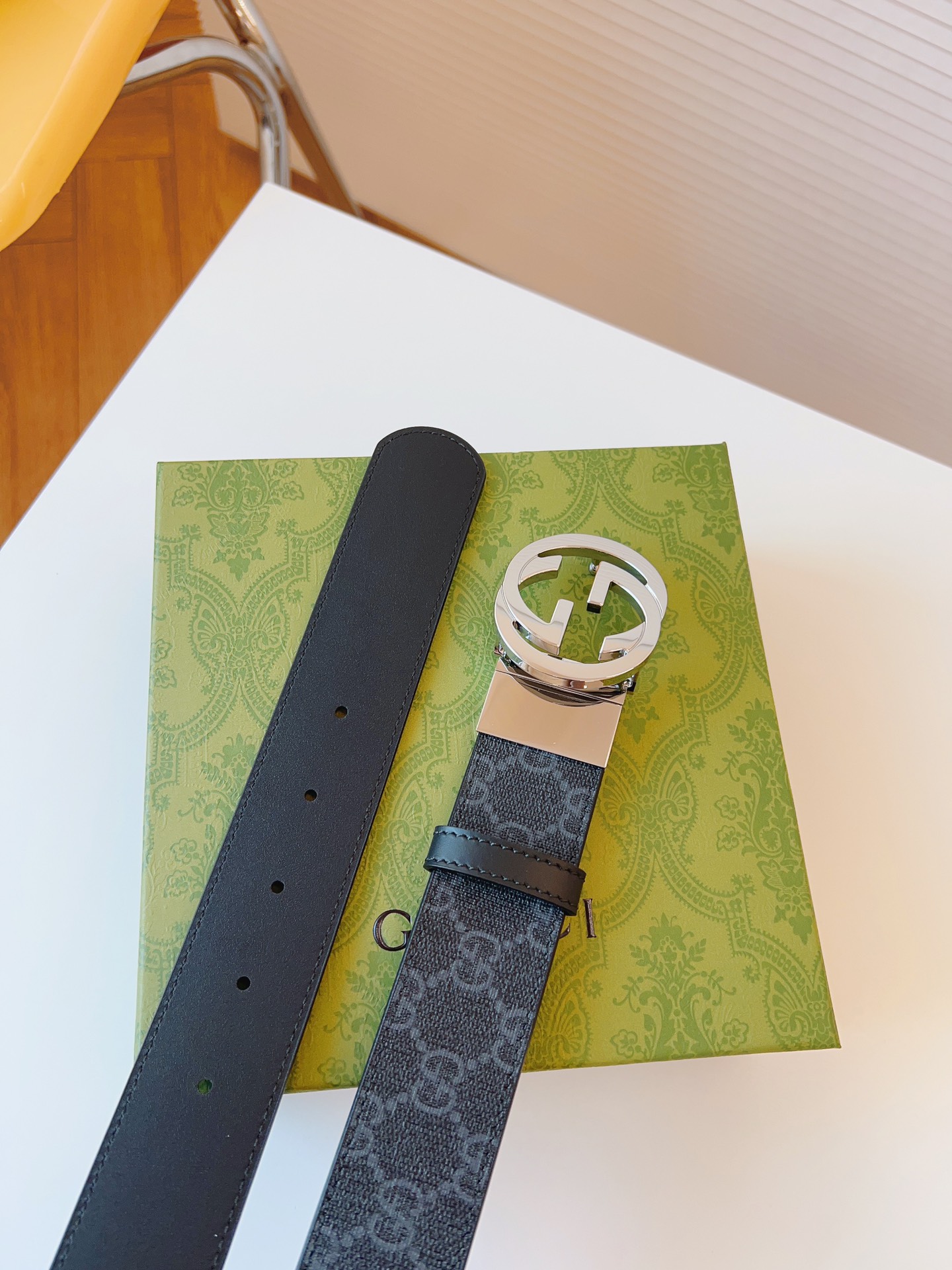 Gucci belt