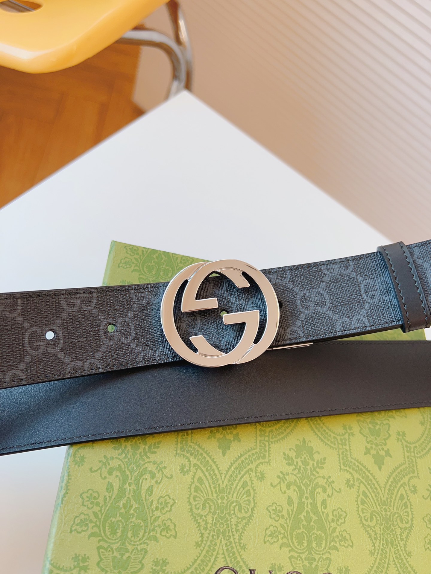 Gucci belt