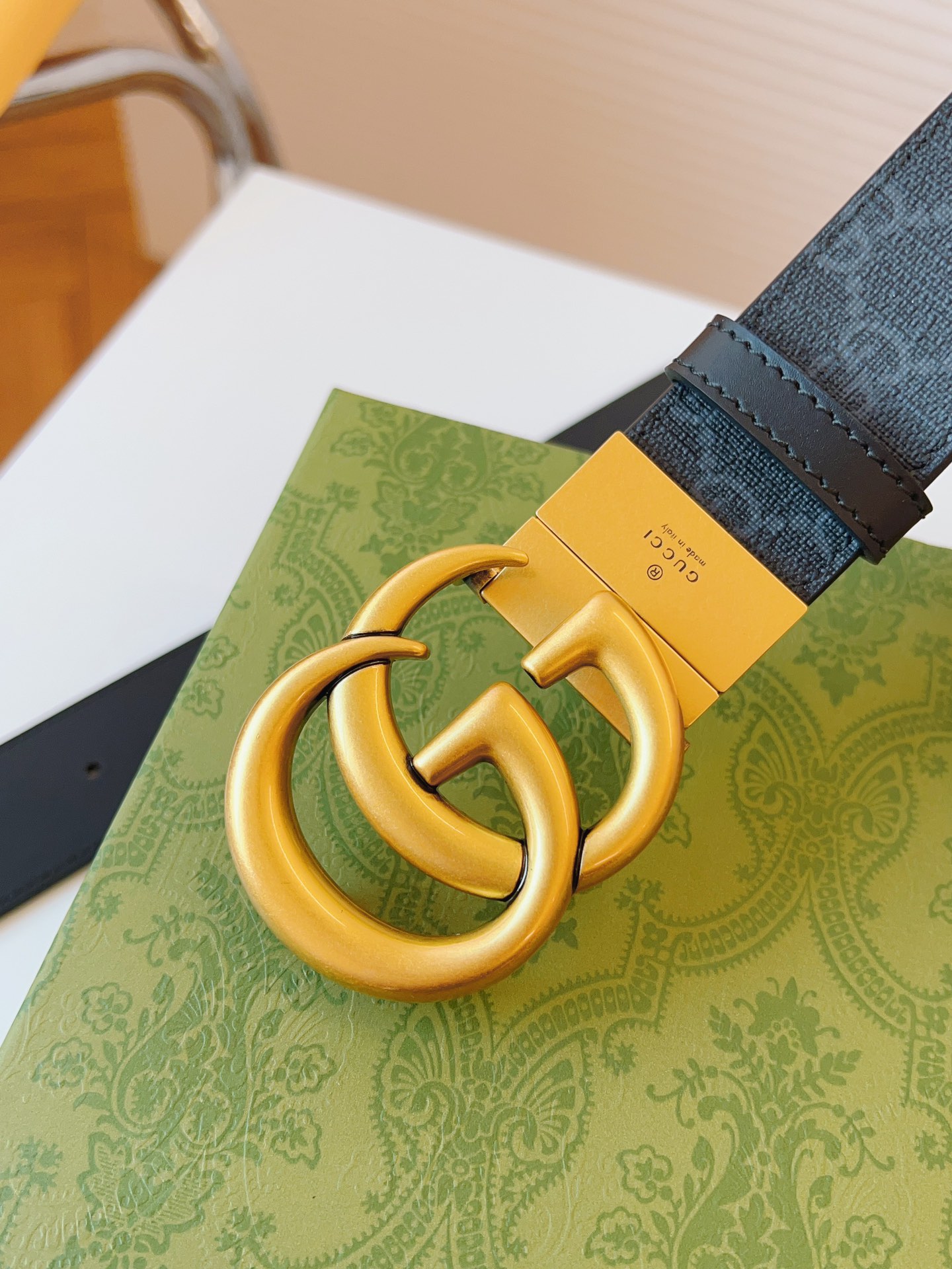 Gucci belt