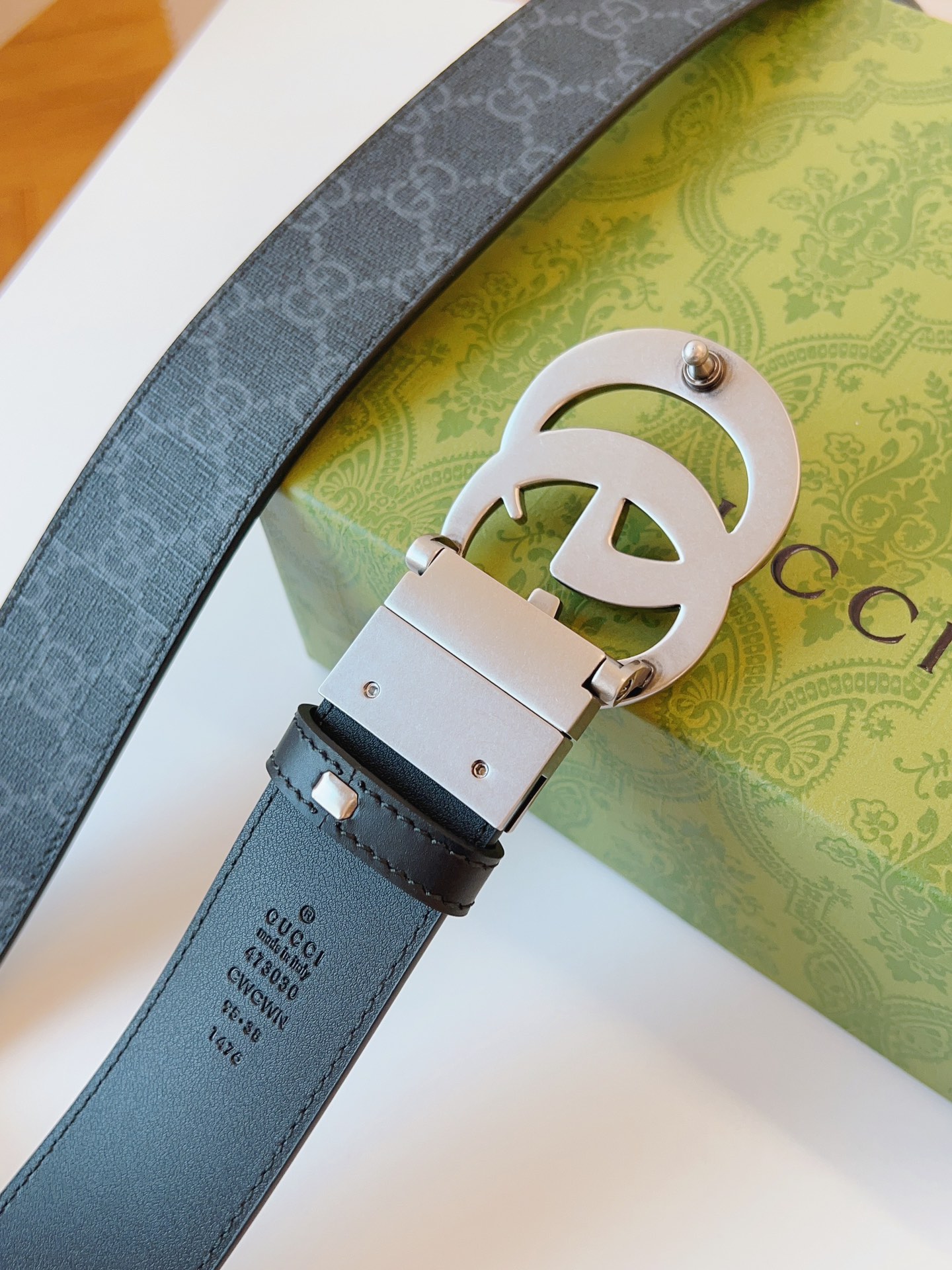 Gucci belt
