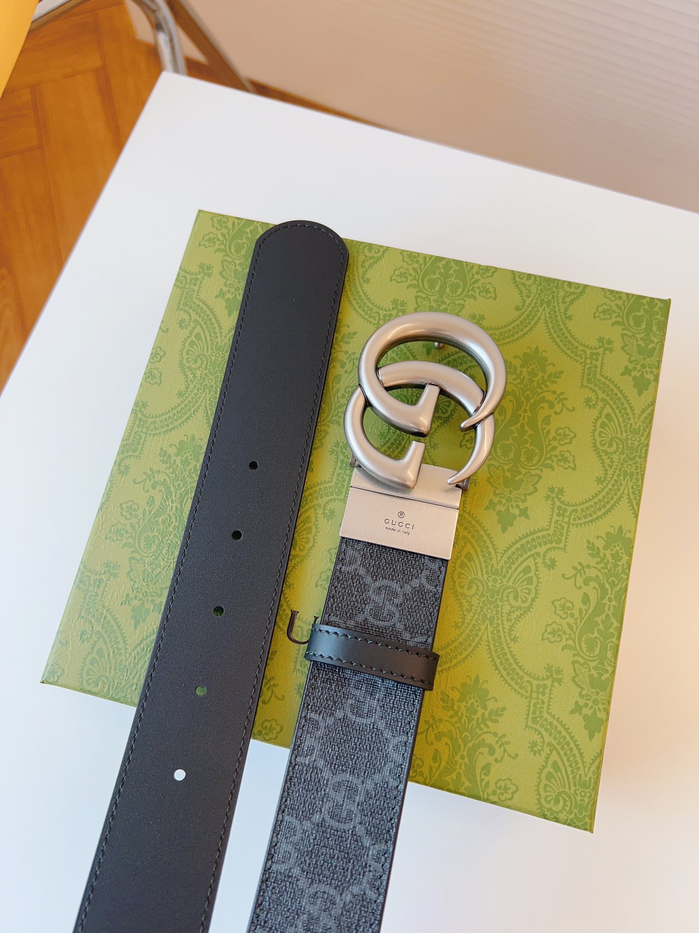 Gucci belt