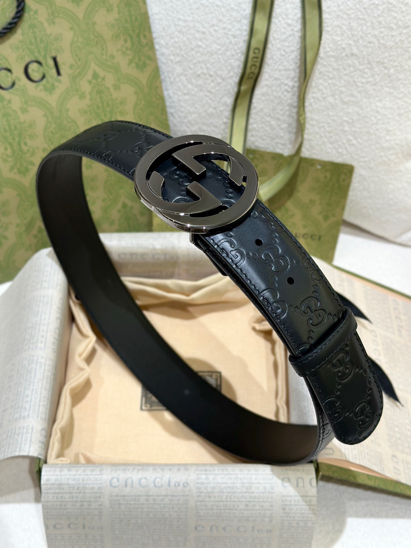 Gucci belt