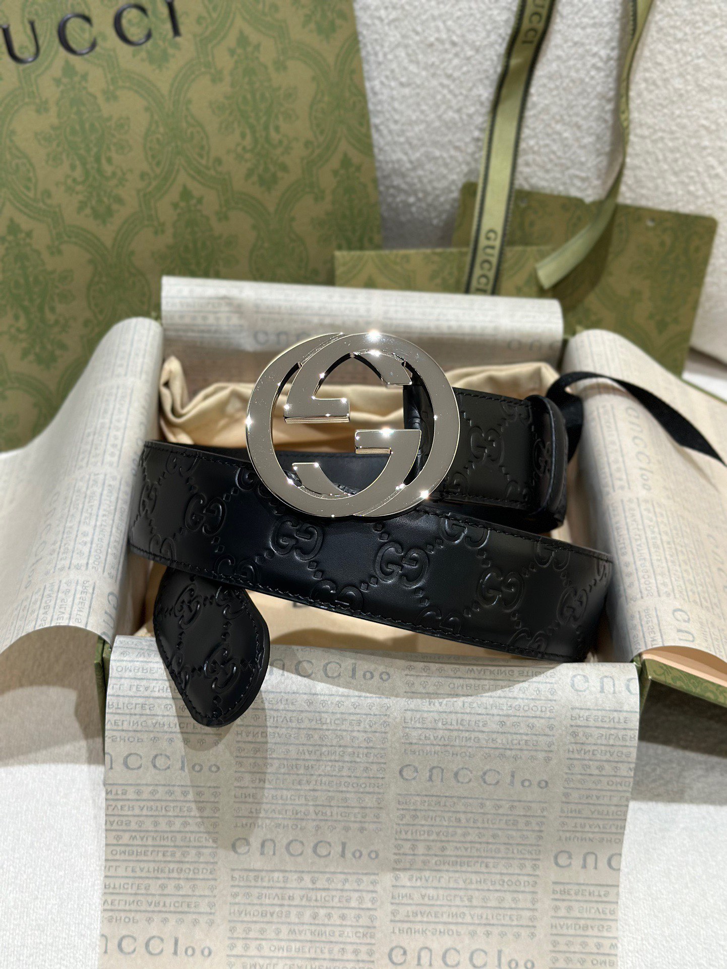 Gucci belt