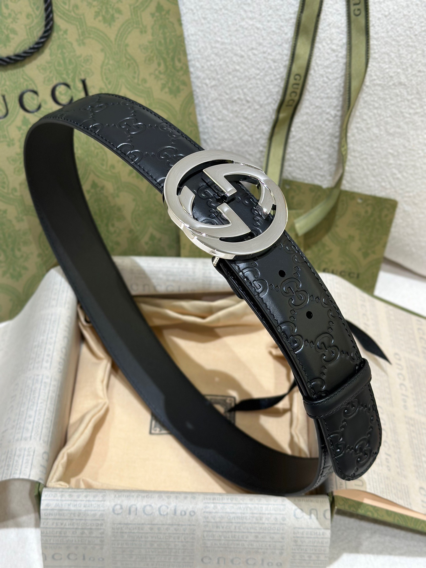 Gucci belt