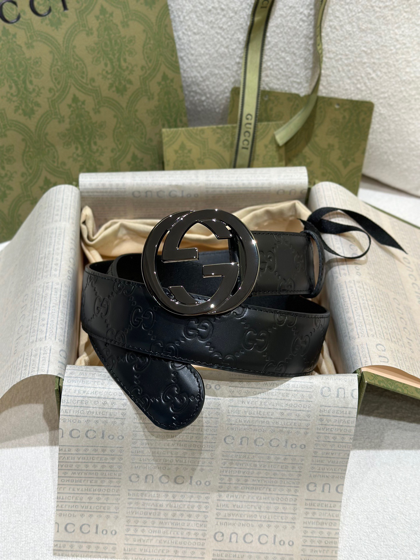 Gucci belt