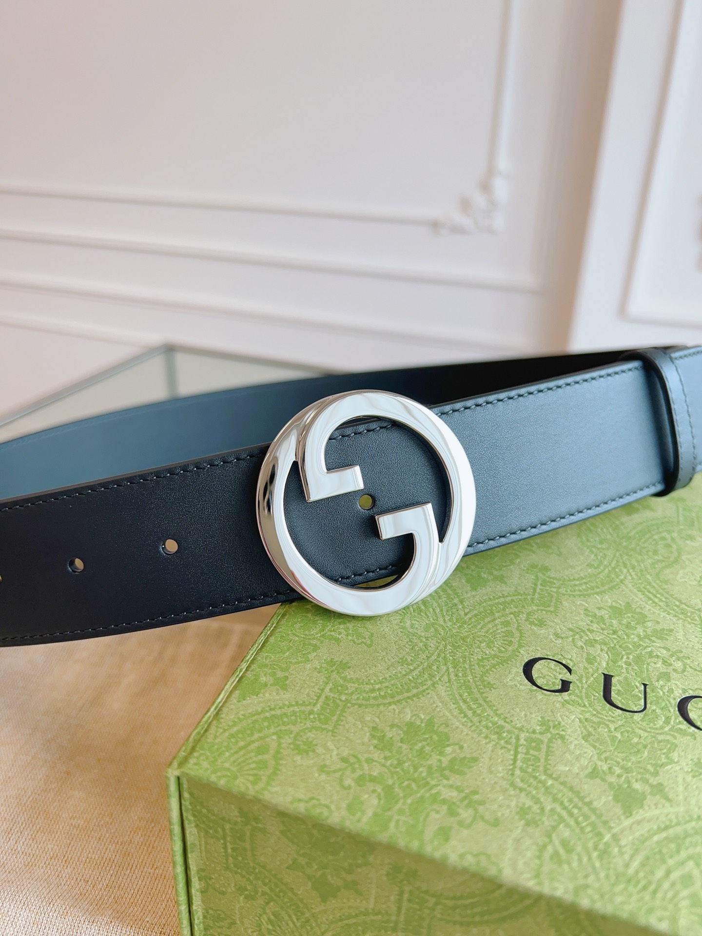 Gucci belt