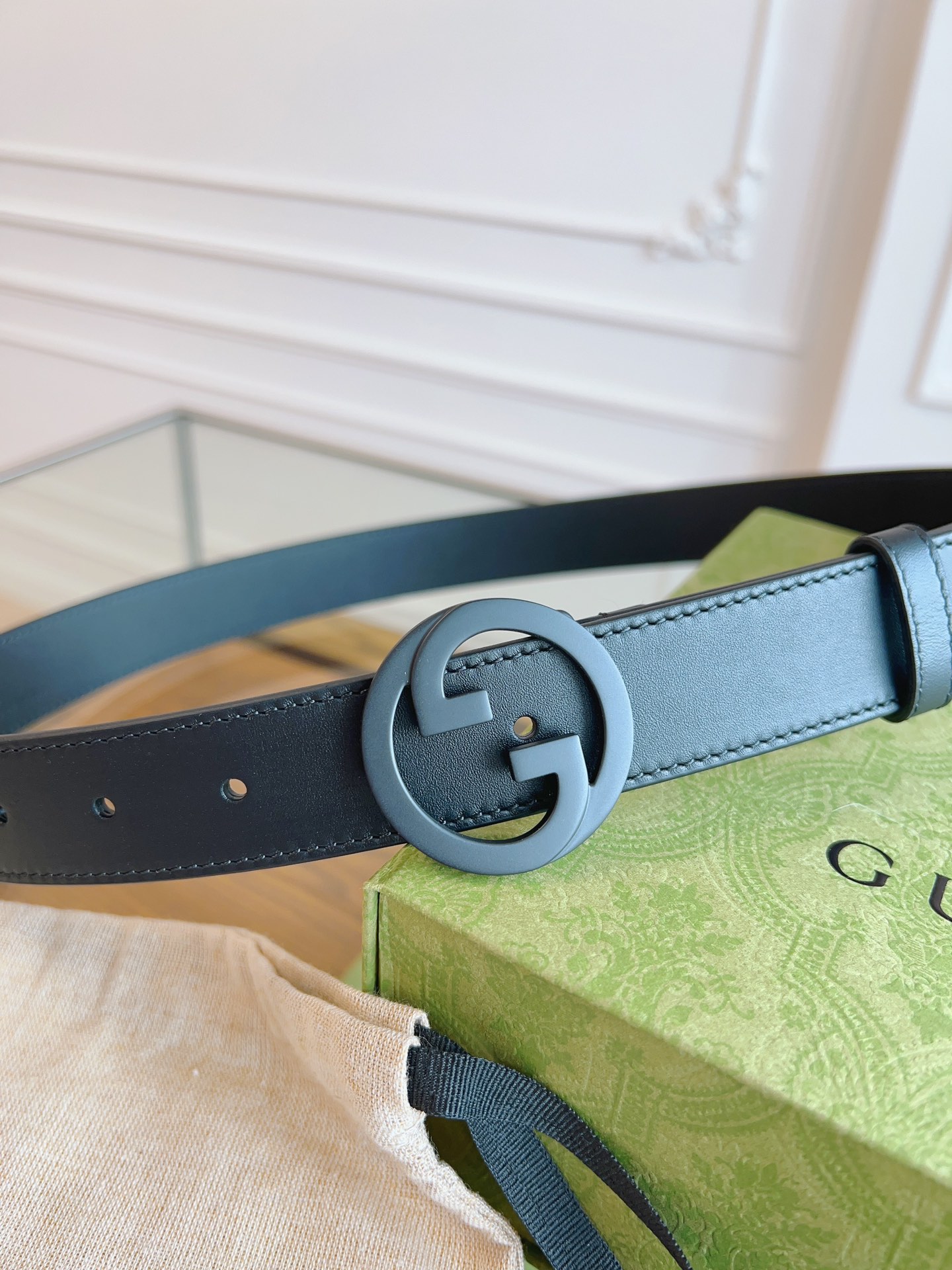 Gucci belt