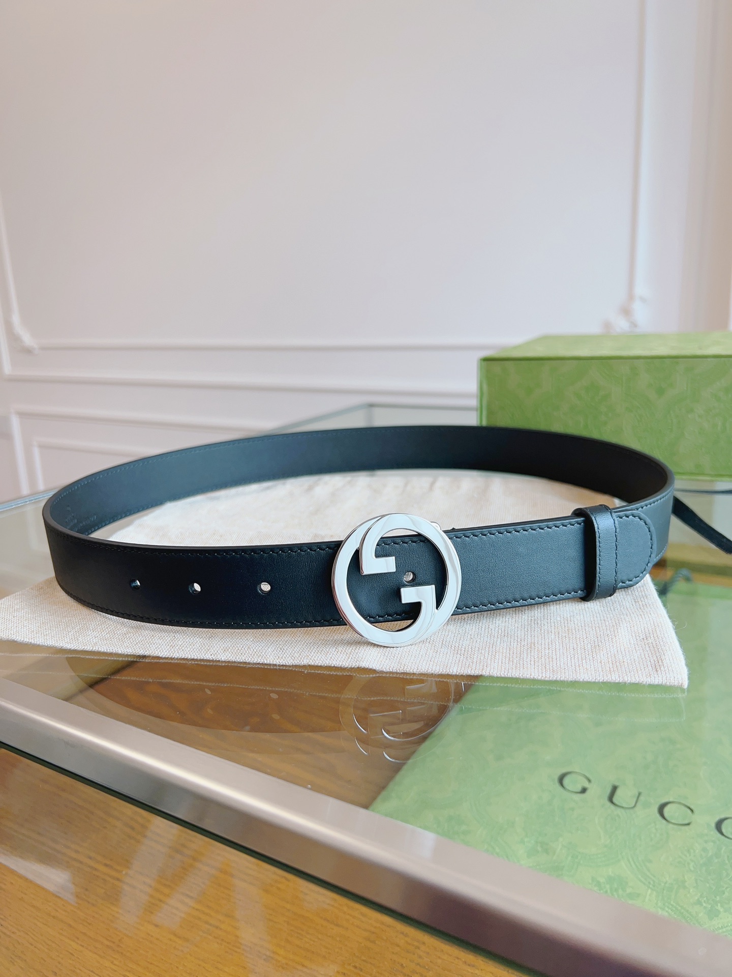 Gucci belt