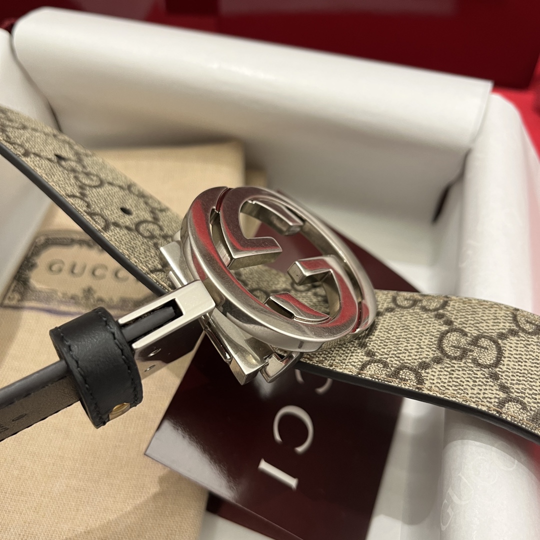 Gucci belt