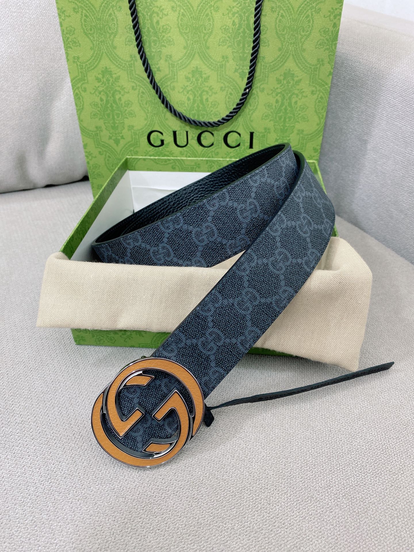 Gucci belt
