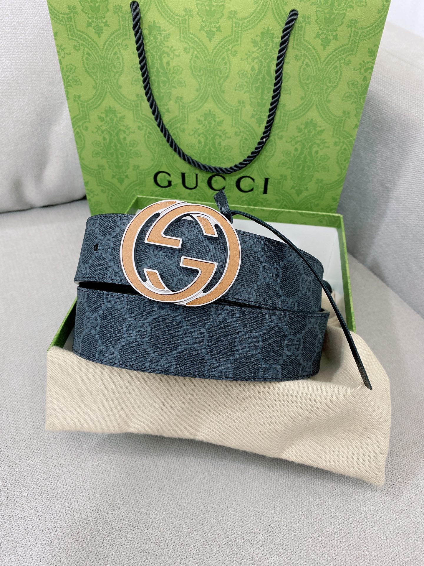 Gucci belt