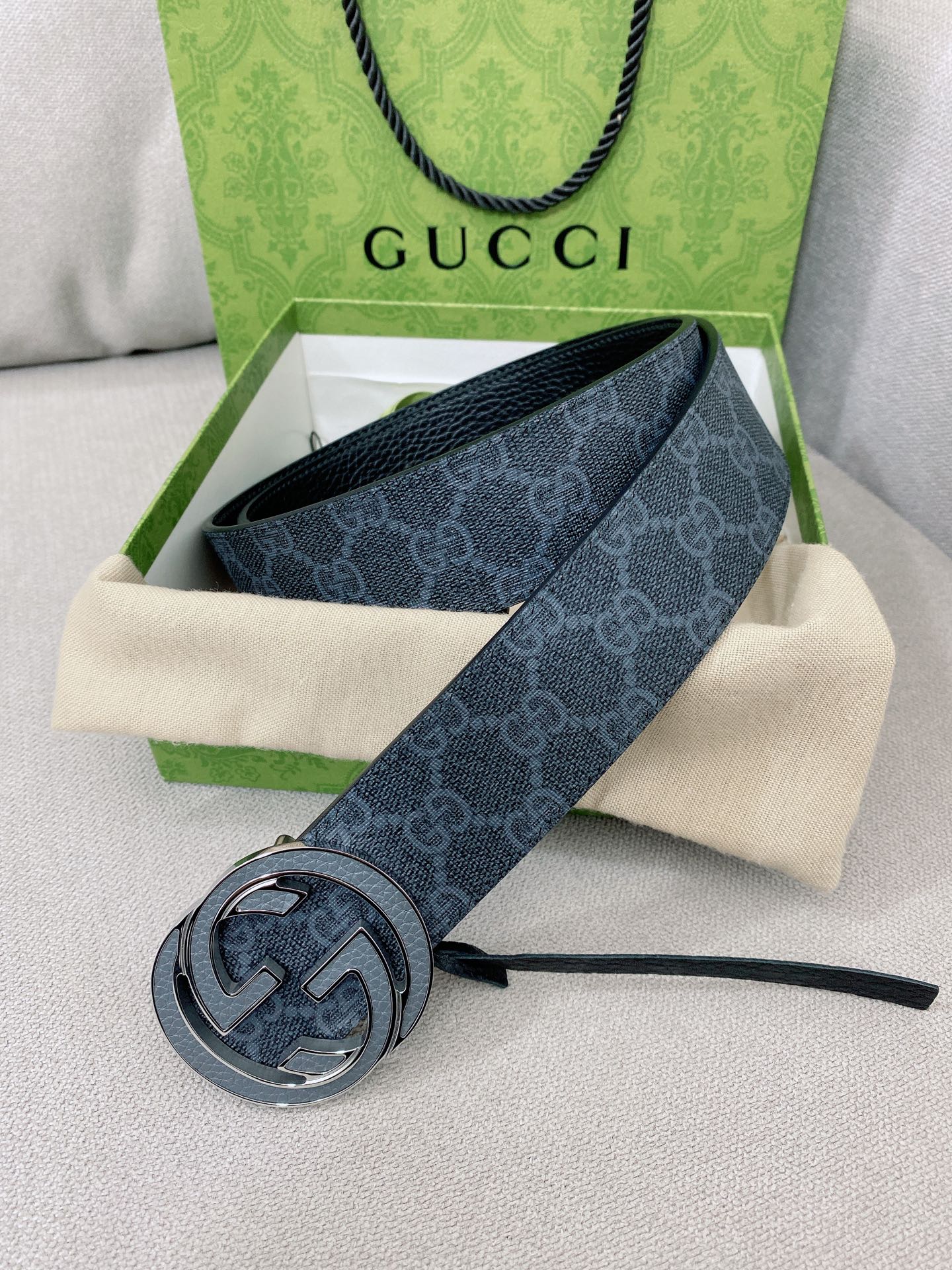 Gucci belt