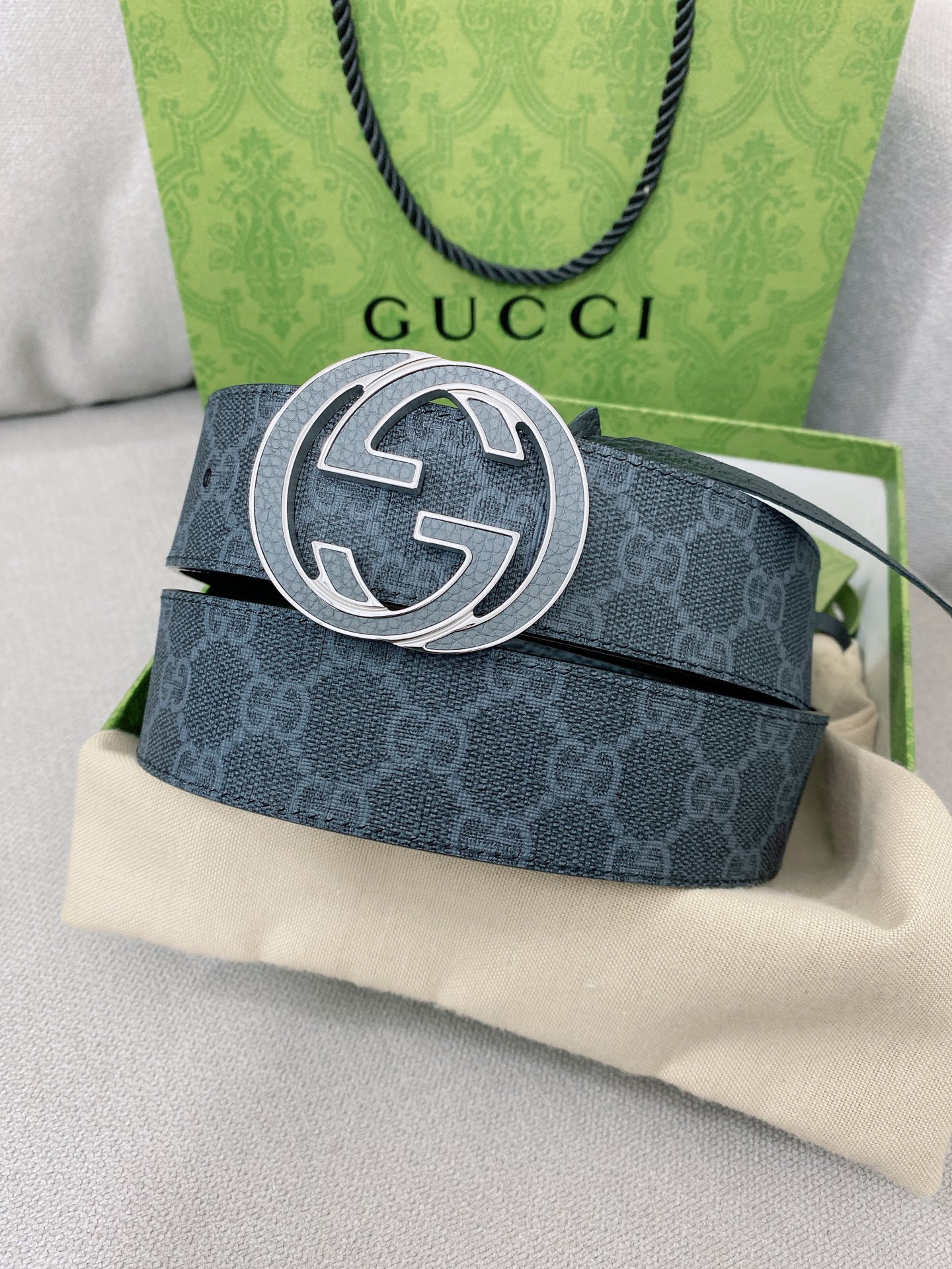 Gucci belt
