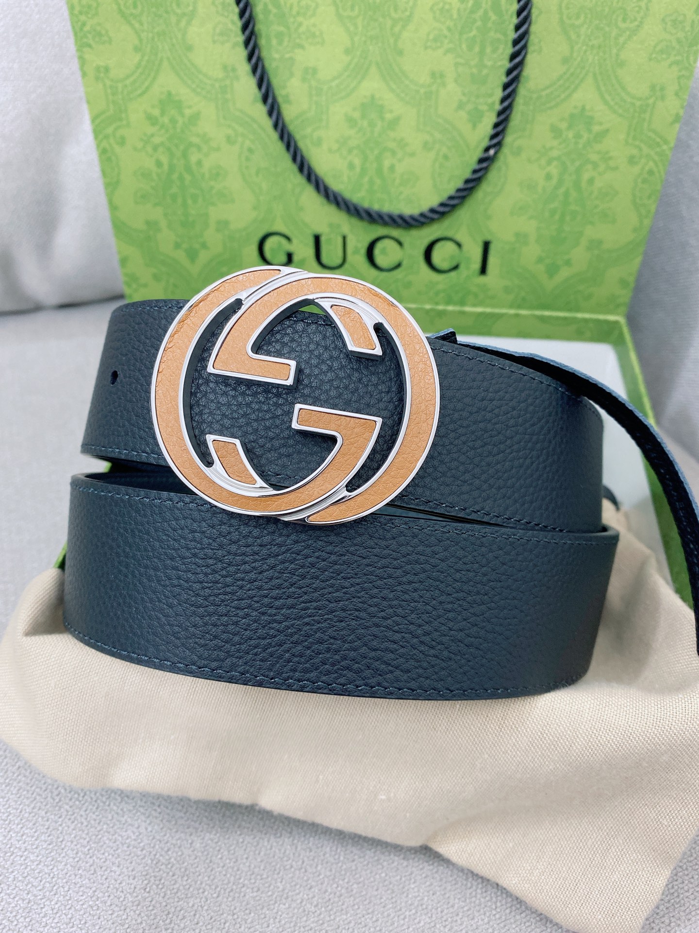 Gucci belt