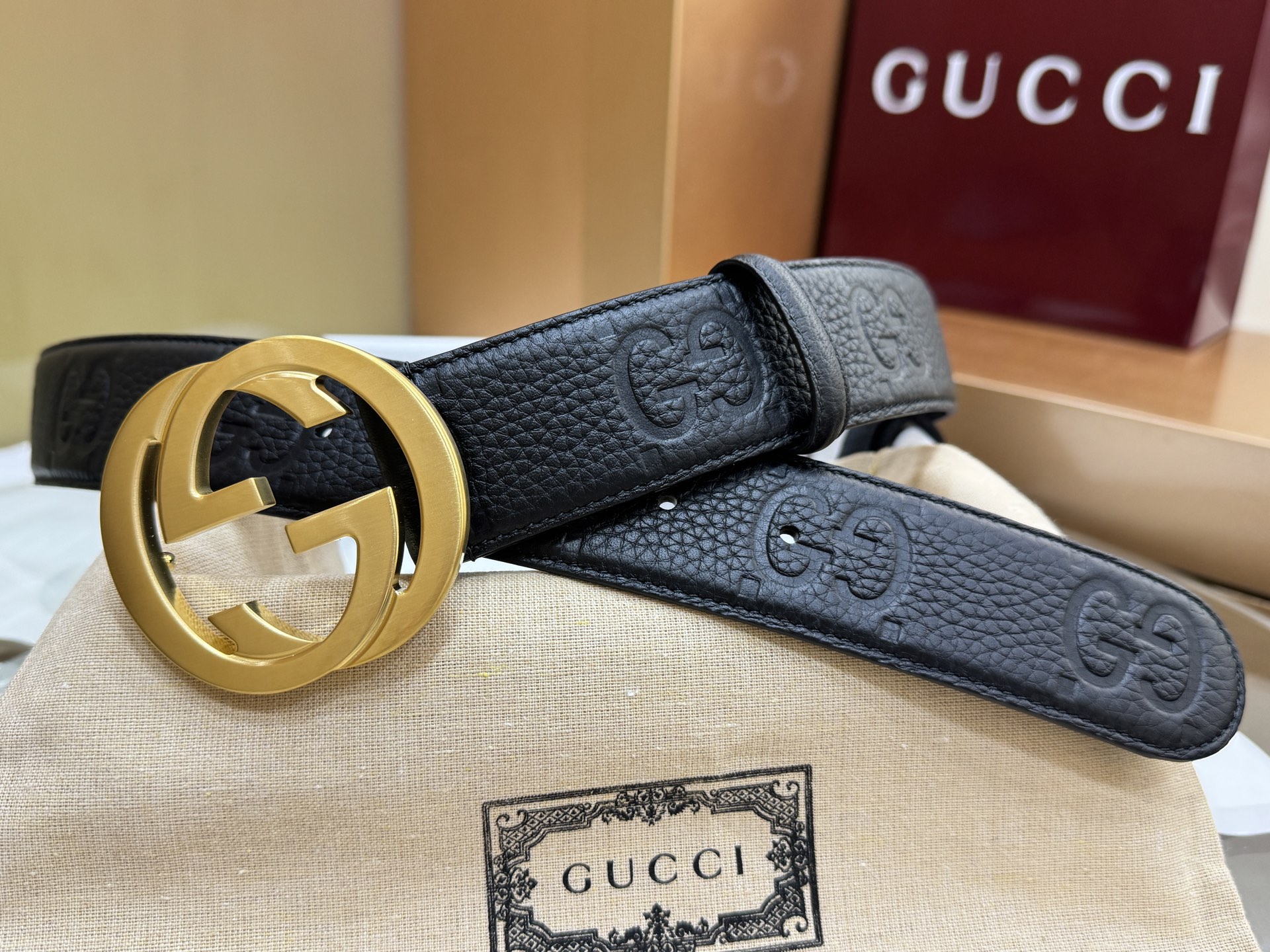 Gucci belt