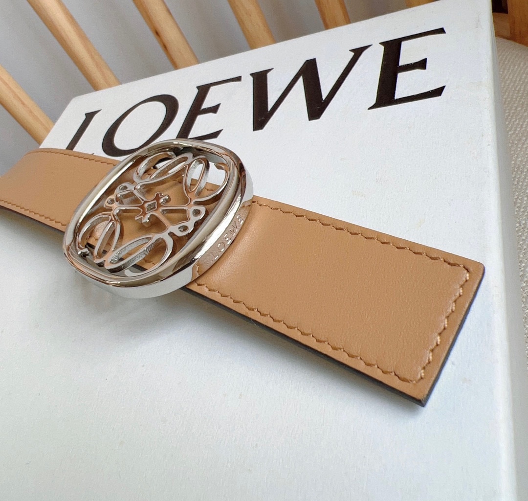 Loewe belt