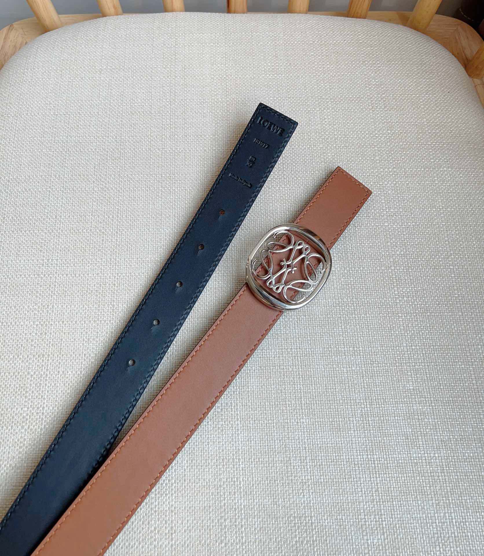 Loewe belt