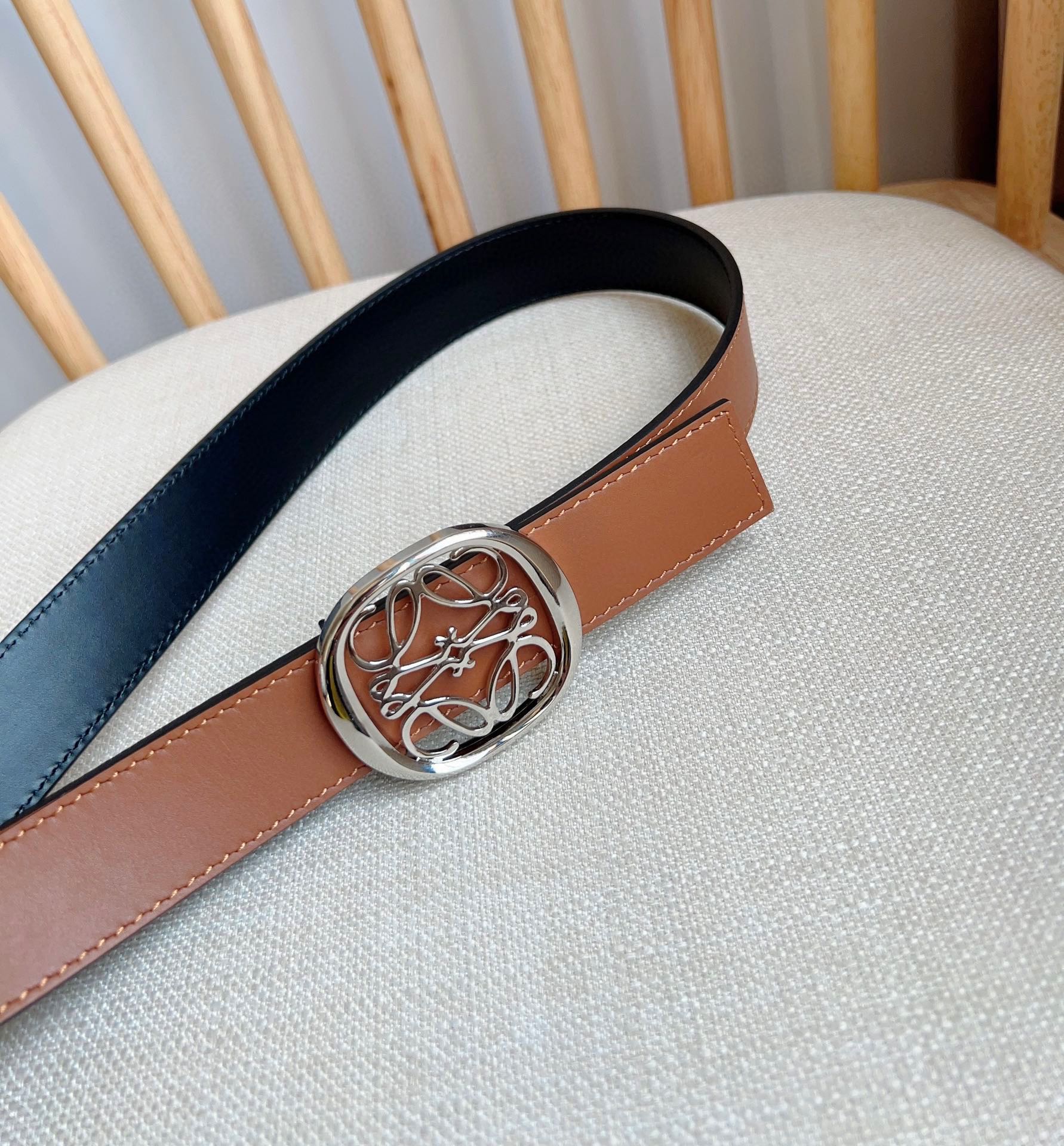 Loewe belt