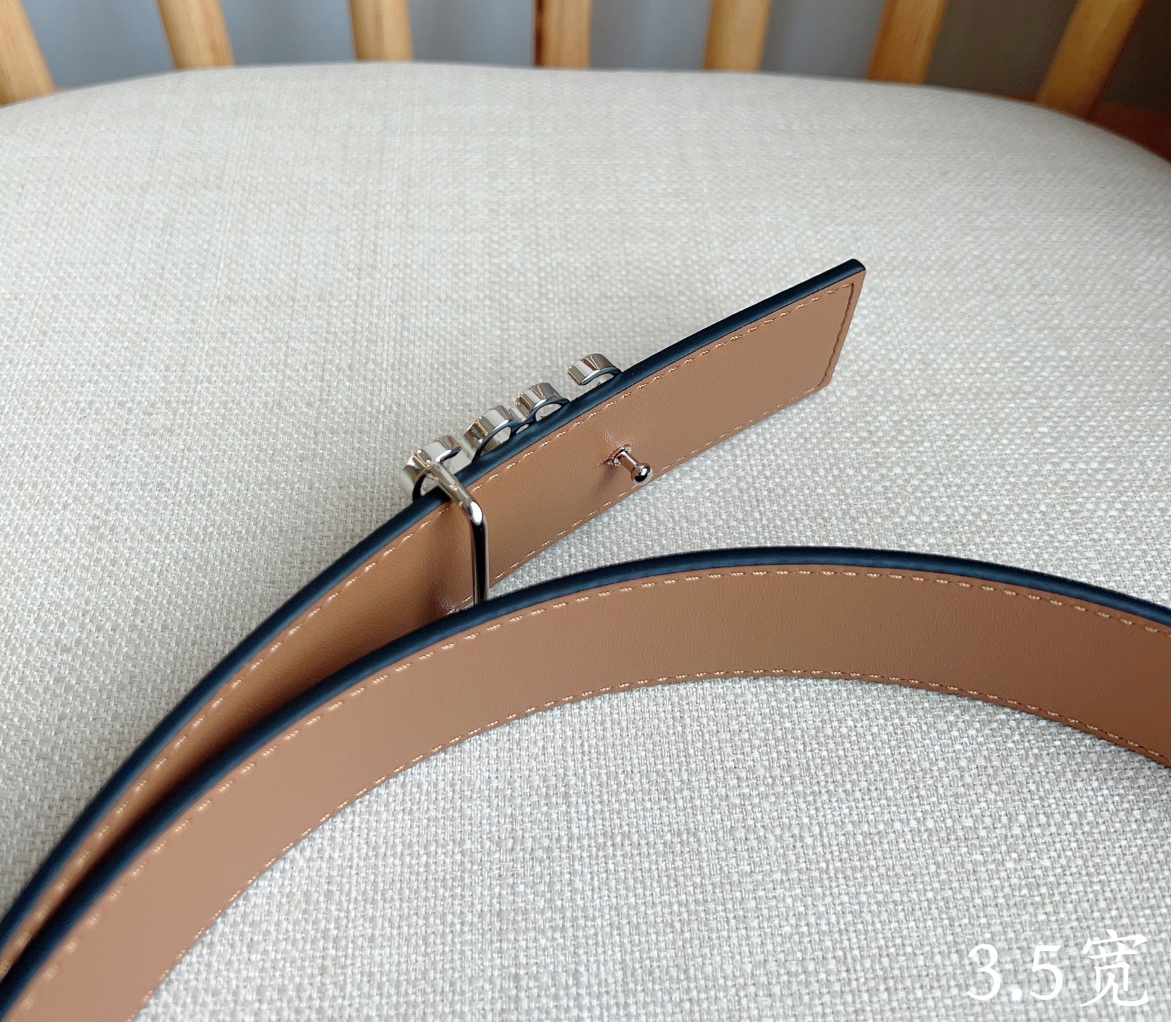 Loewe belt