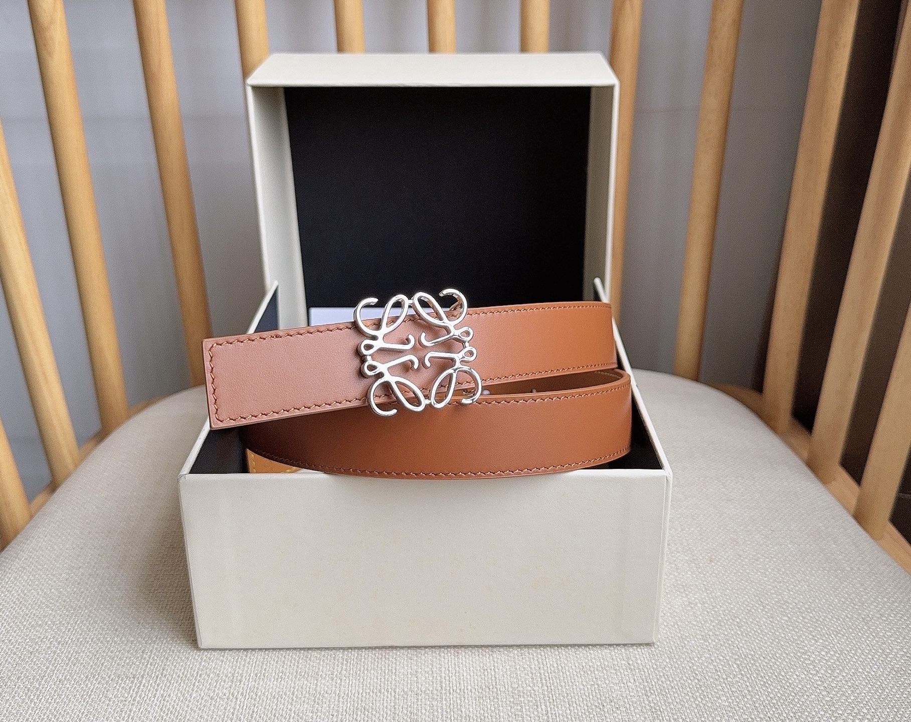 Loewe belt