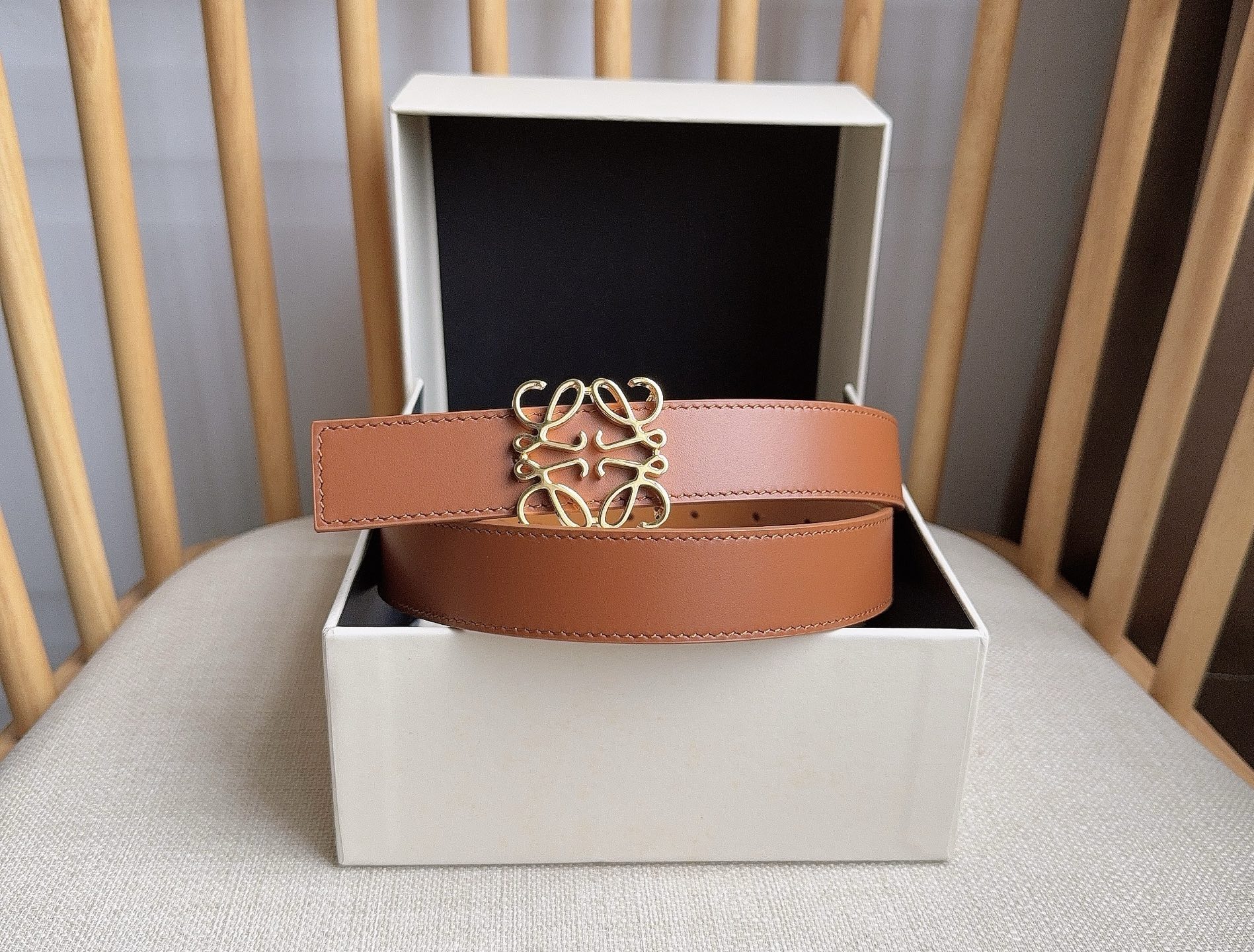 Loewe belt