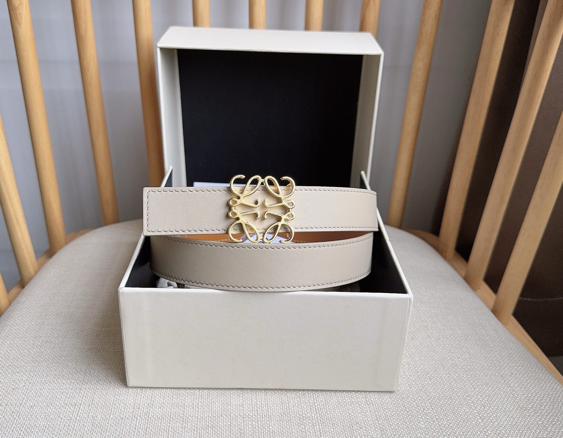 Loewe belt