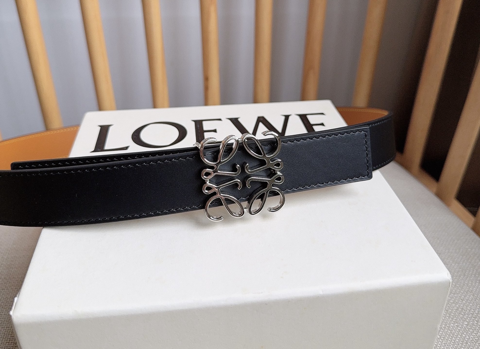 Loewe belt