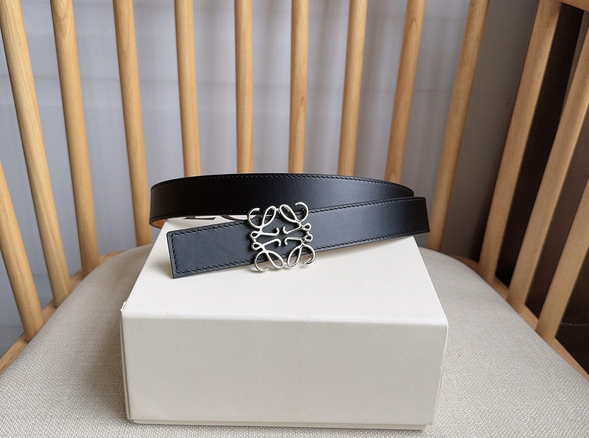 Loewe belt