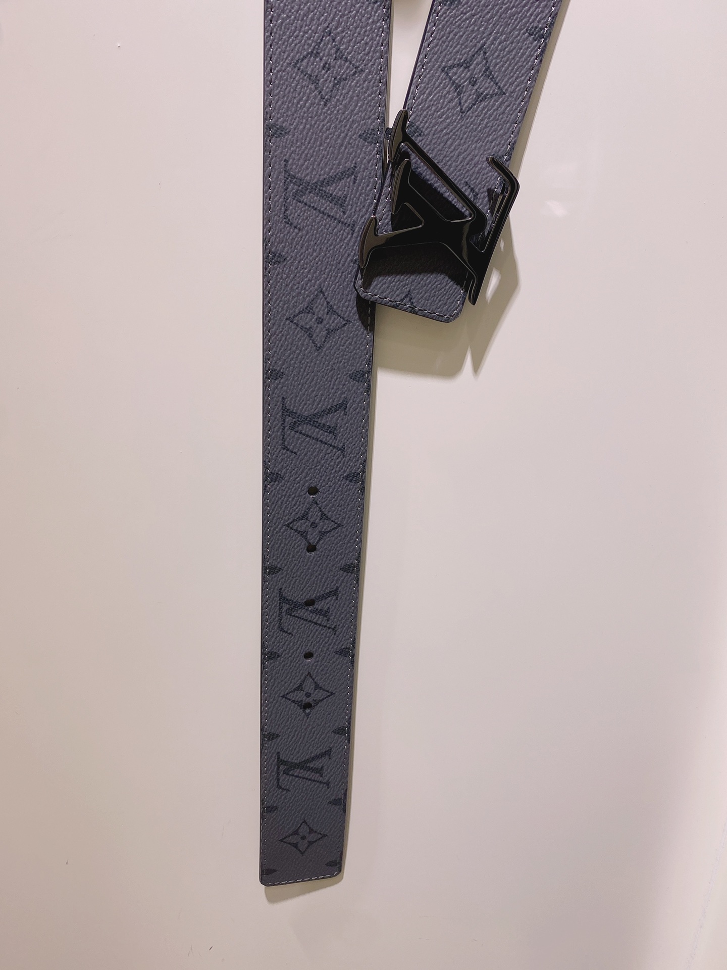 LV belt
