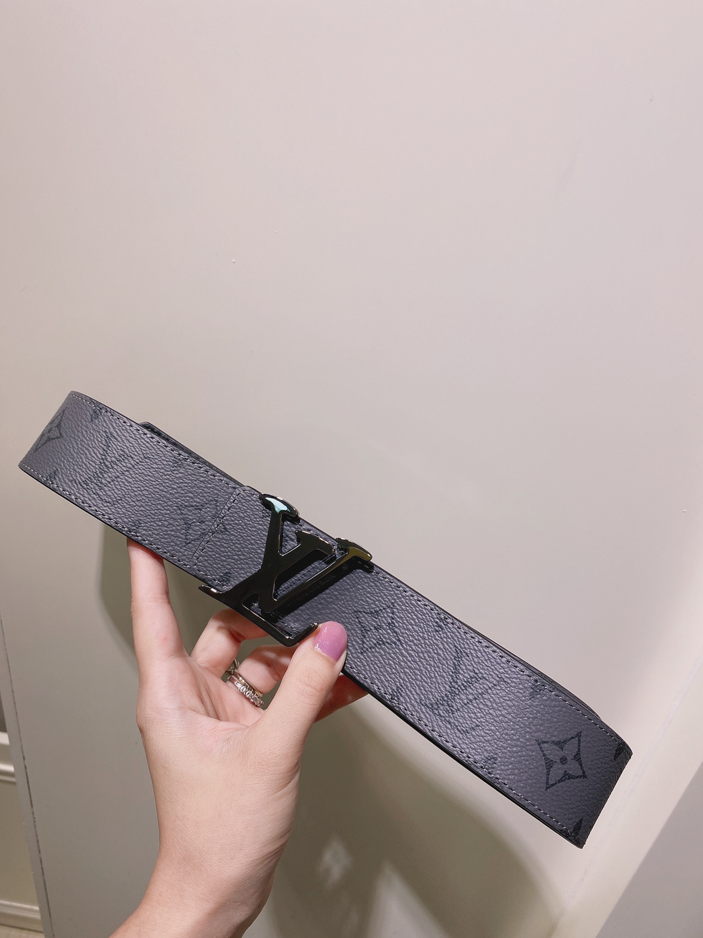 LV belt