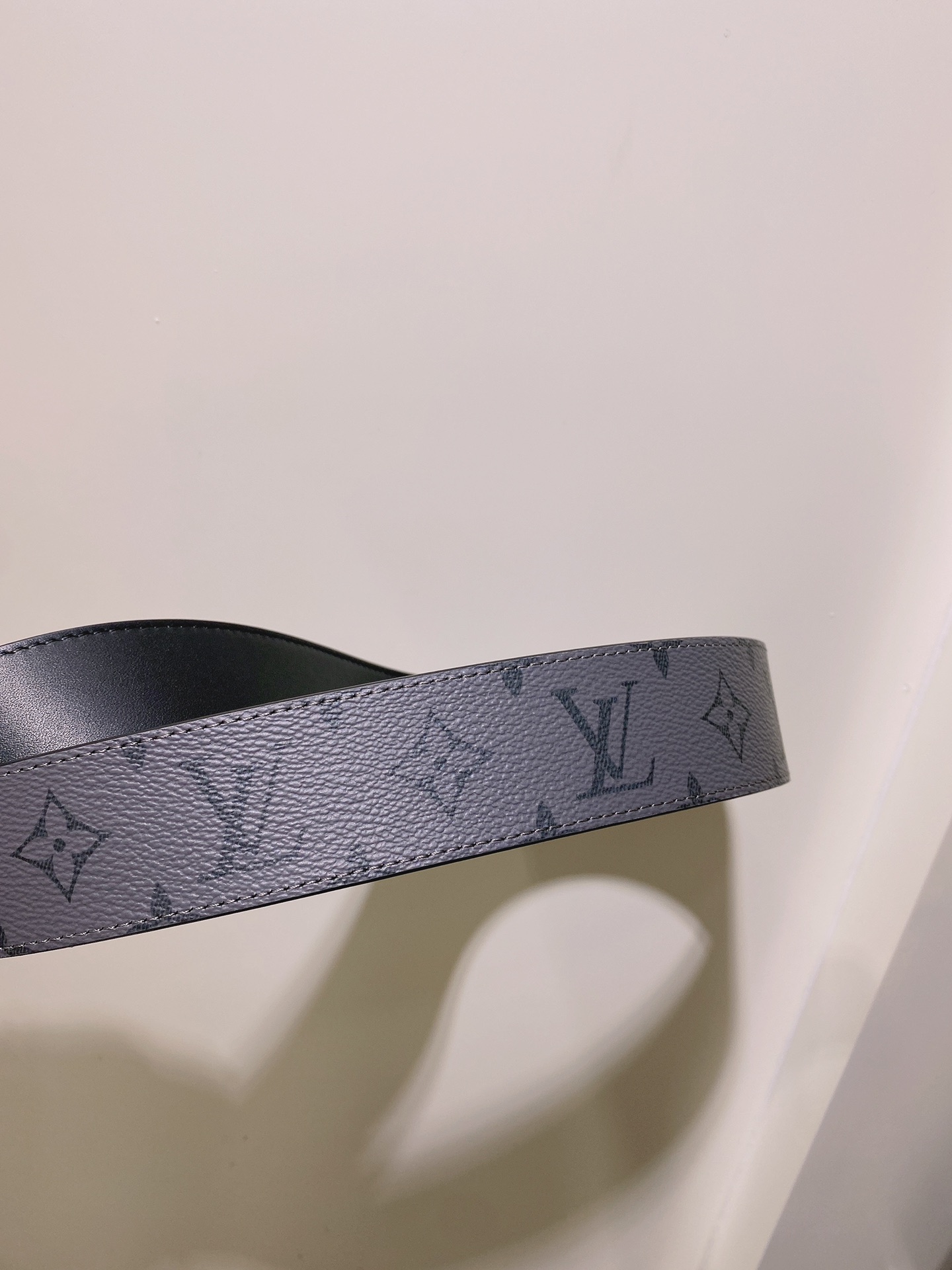 LV belt