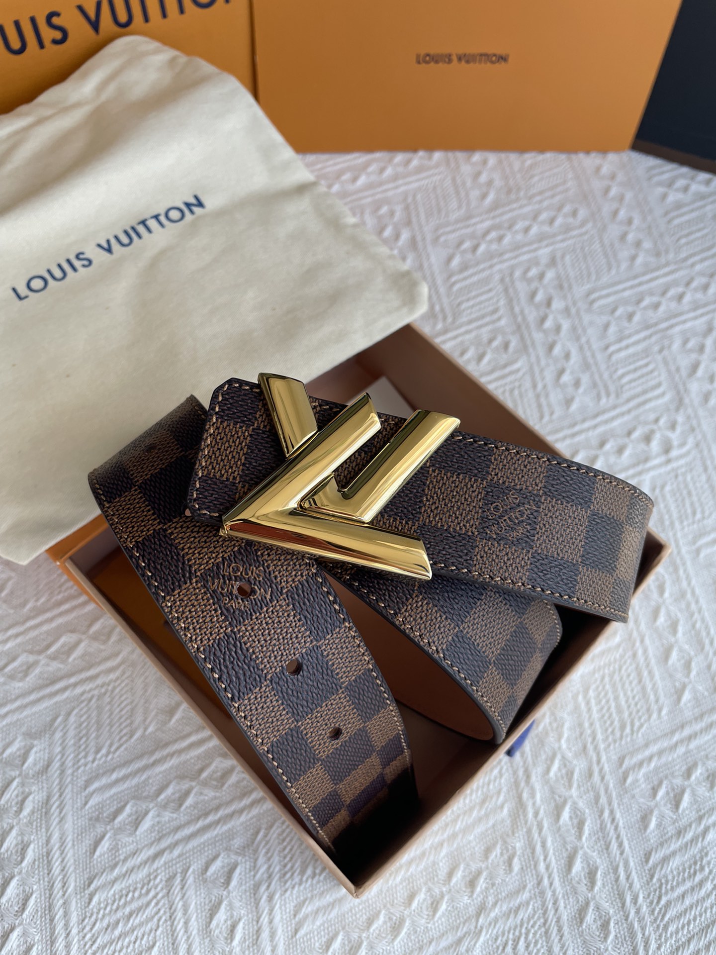 LV belt