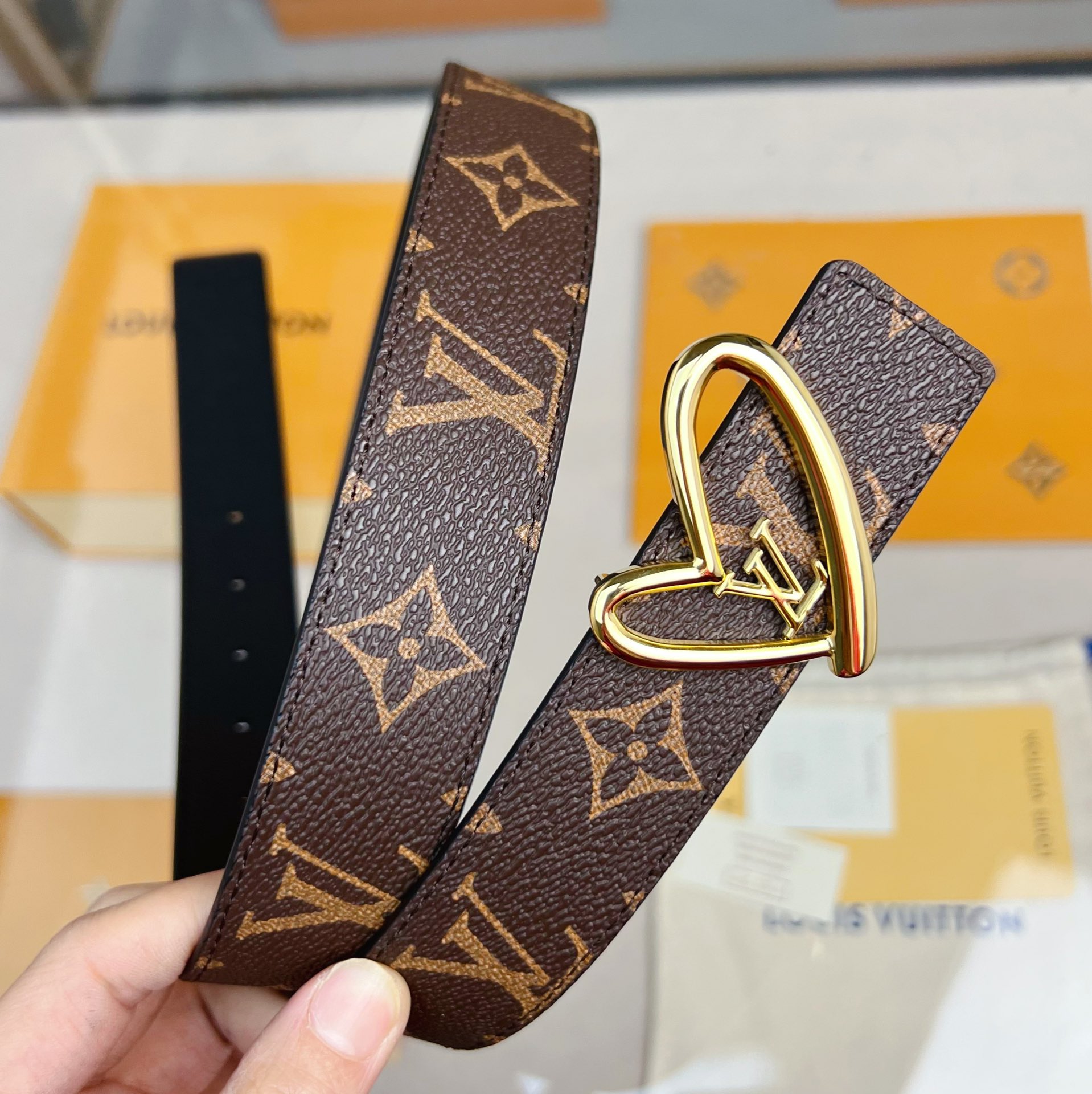 LV belt