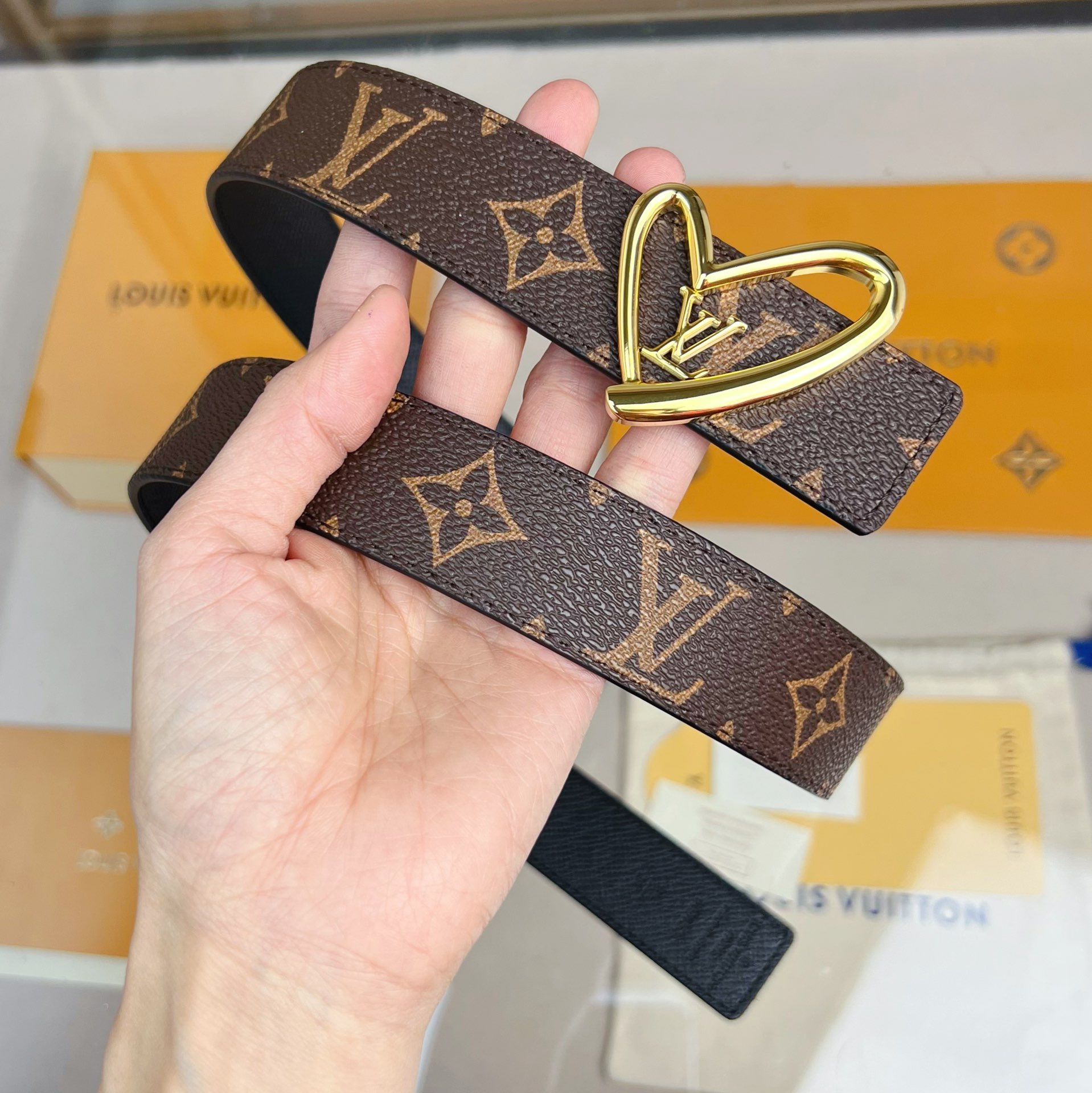 LV belt