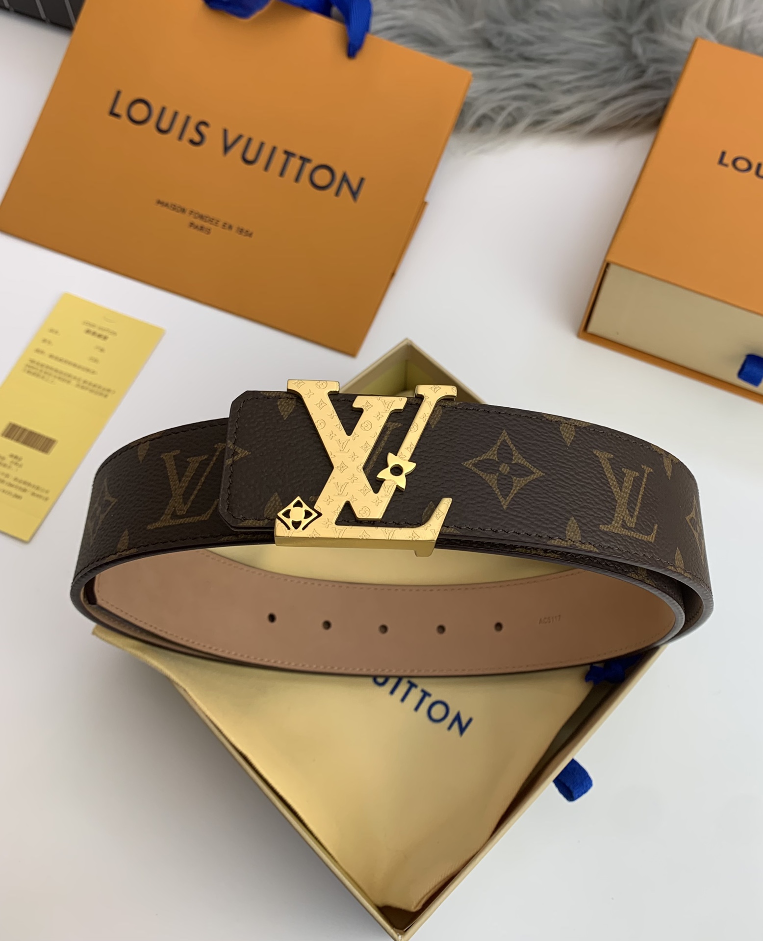 LV belt