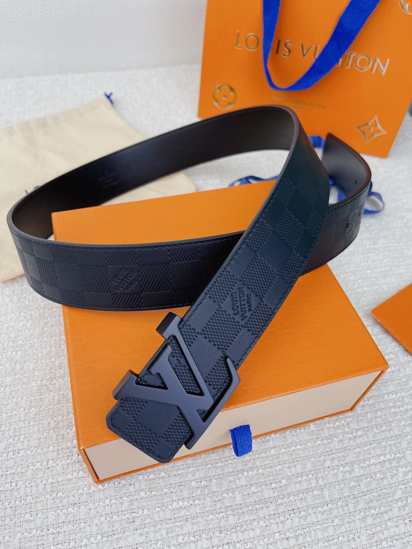 LV belt