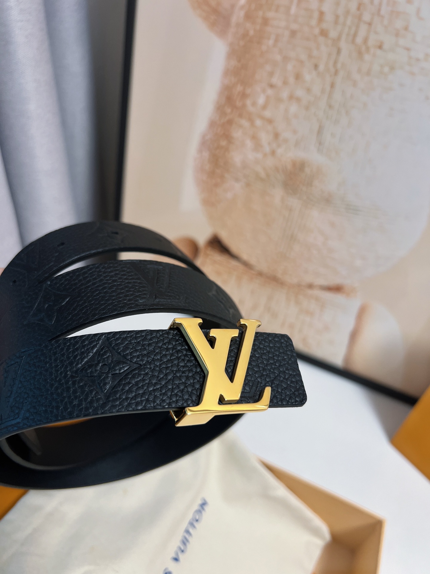 LV belt