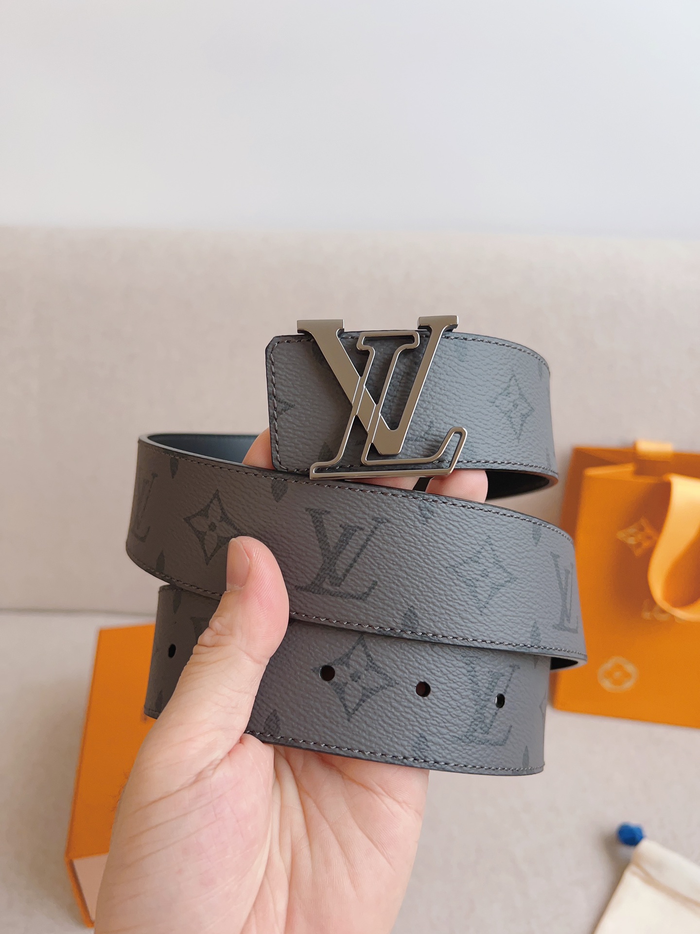 LV belt