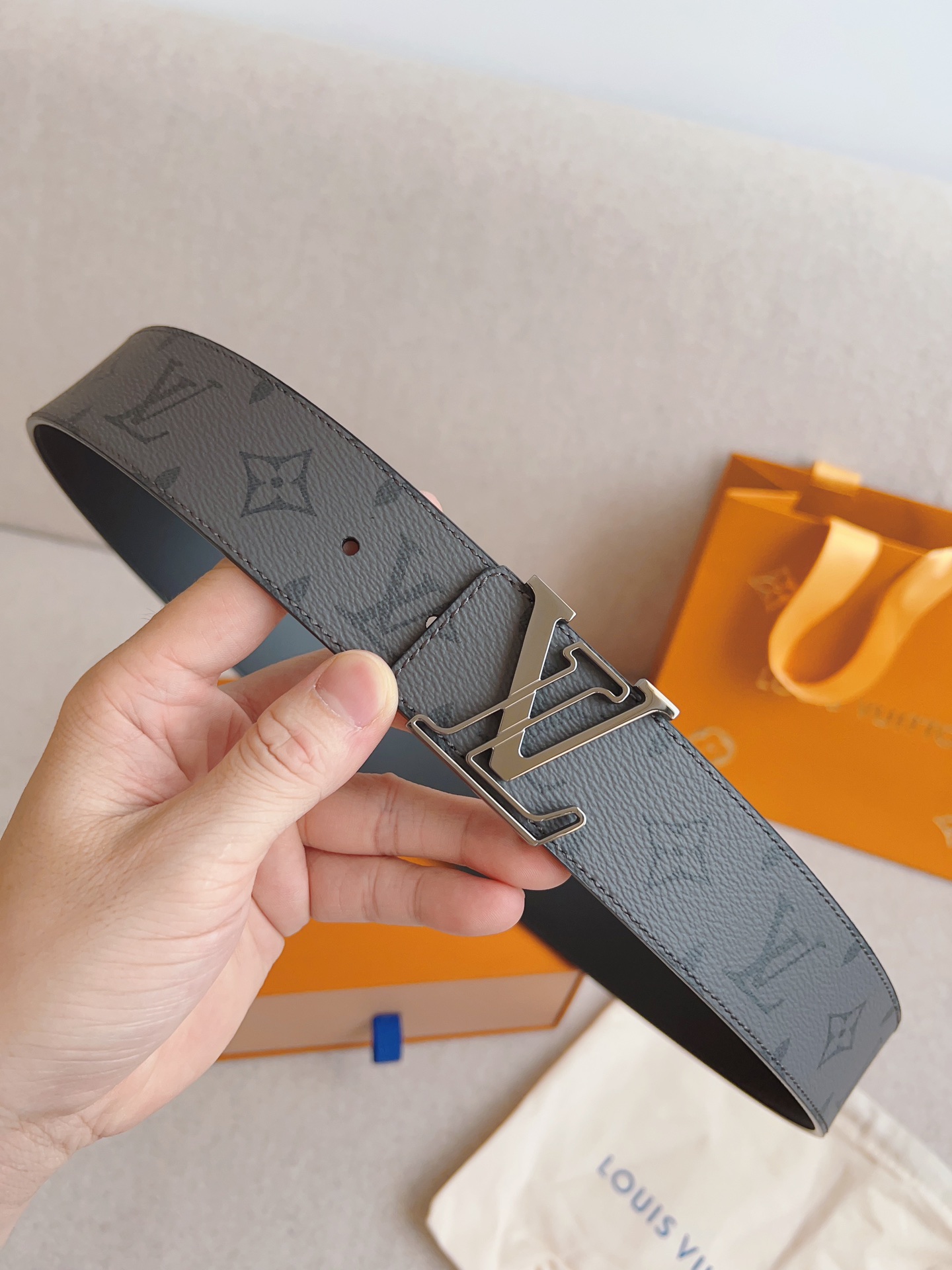 LV belt