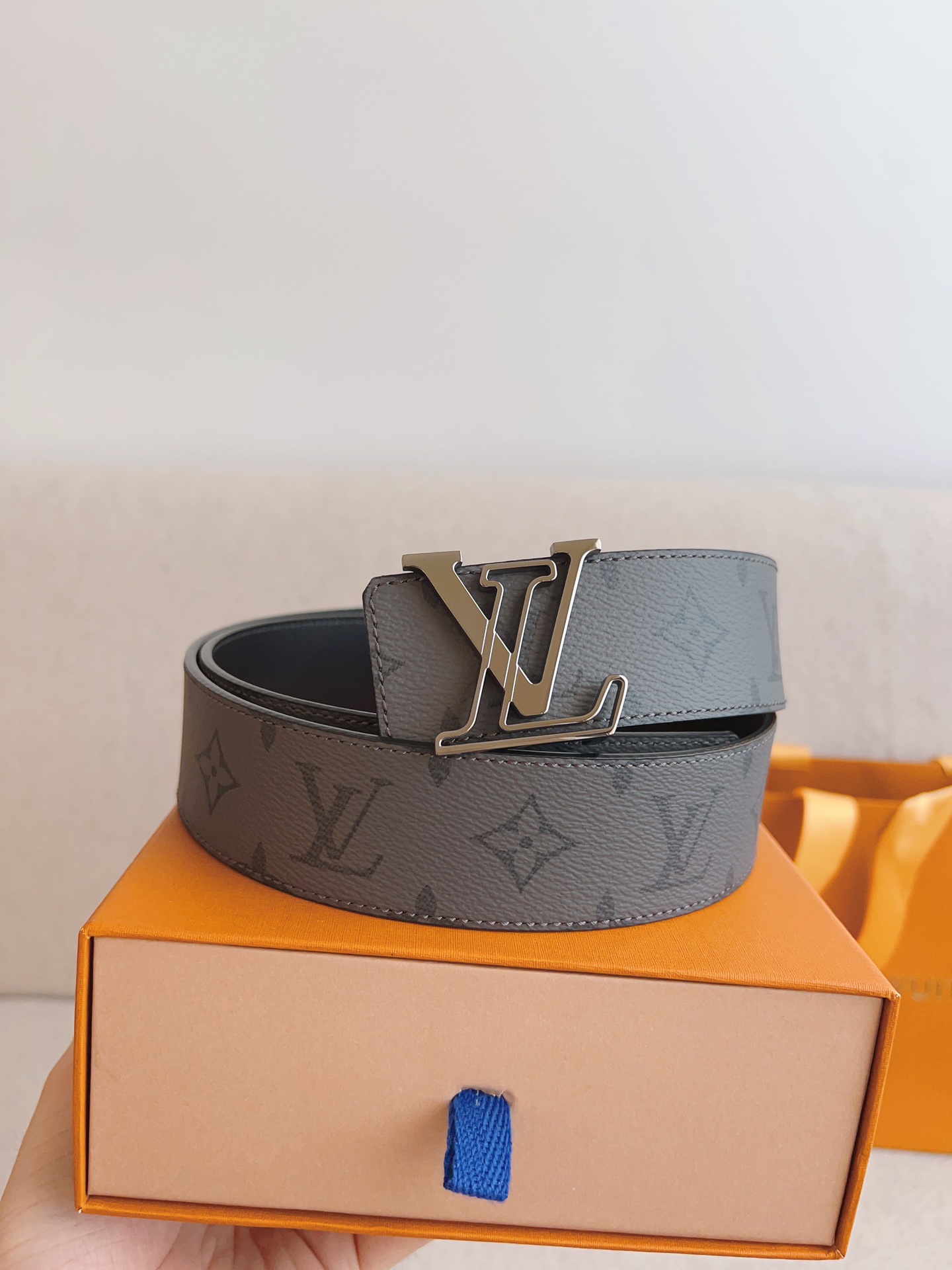 LV belt