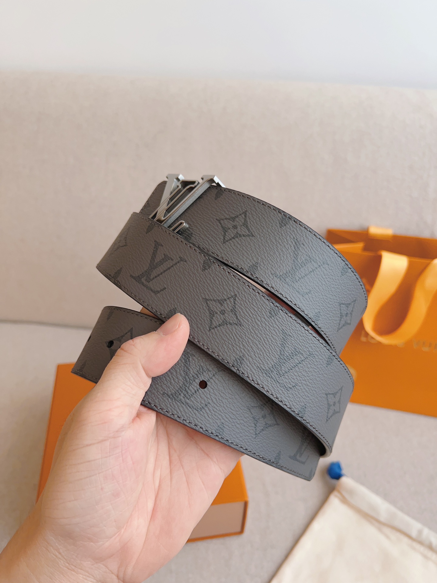 LV belt