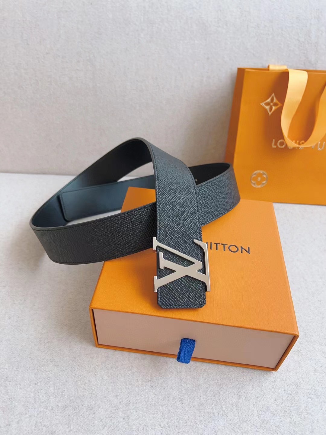 LV belt