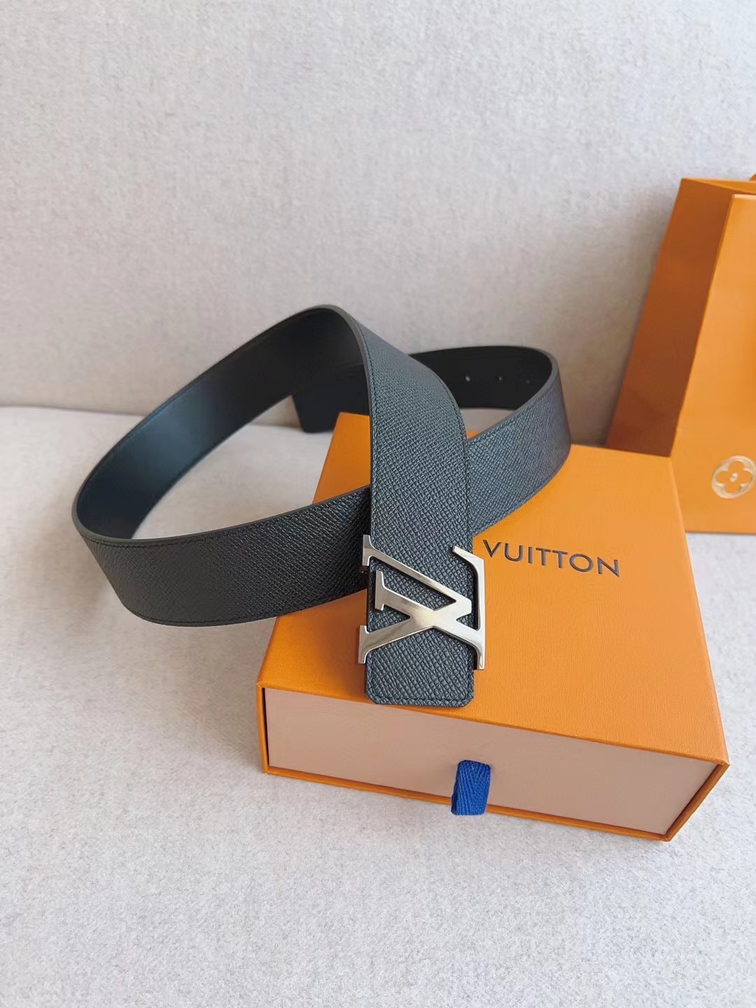 LV belt