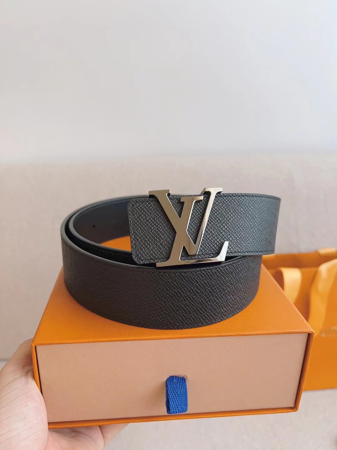 LV belt
